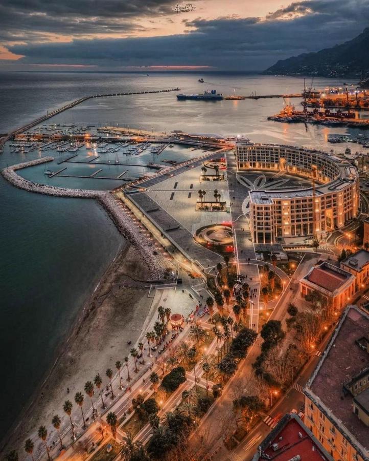 Salifornia Casa Vacanze Leilighet Salerno Eksteriør bilde