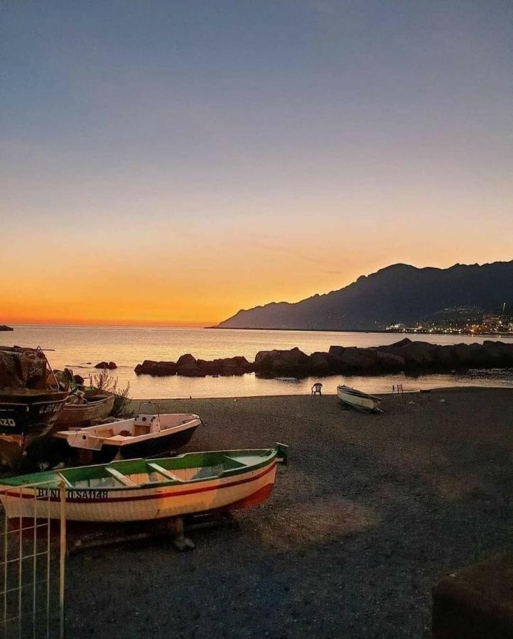 Salifornia Casa Vacanze Leilighet Salerno Eksteriør bilde